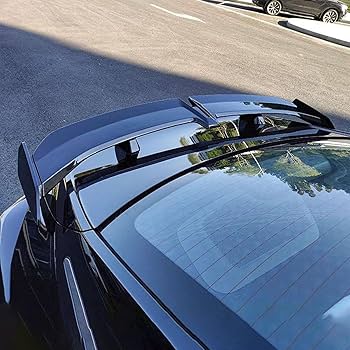 日産　スカイライン　V37 純正　カーボンファイバー リアウイング ブラック 新品 ニッサン スカイライン V37 純正 カーボンリアスポイラー